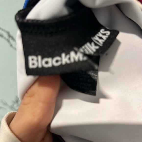 Swim - Picture 3 of 3